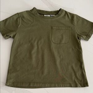 SOLD!! Zara Boys Olive Kids Short Sleeve Tee (2-3 years)